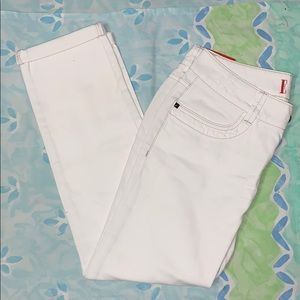 WHITE SKINNY BOYFRIEND JEAN CAPRIS